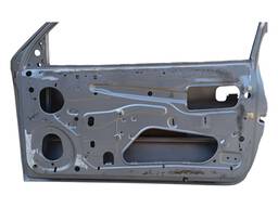 PORTA LADO DIREITO CORSA WIND 1996 1997 A 2001 2 PORTAS