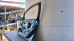 PORTA DIANTEIRA DIREITA PUNTO LINEA 2008 2009 A 2017