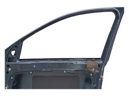 PORTA DIANTEIRA DIREITA STILO 2003 2004 2005 2006 07 A 2011