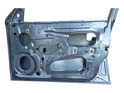 PORTA DIANTEIRA DIREITA CORSA / CLASSIC 1996 1997 A 2016