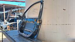 PORTA DIANTEIRA DIREITA STILO 2003 2004 A 2011