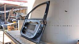 PORTA DIANTEIRA DIREITA STILO 2003 2004 A 2011