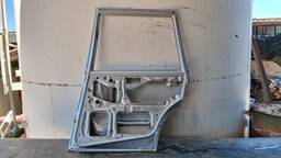 PORTA TRASEIRA DIREITA UNO 2005 2006 A 2013