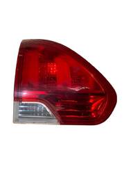 LANTERNA TRASEIRA ESQUERDA PEUGEOT 2008 2015 A 2022 (MALA)