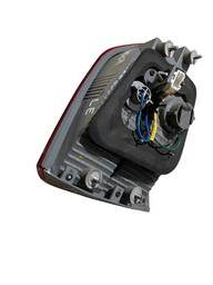 LANTERNA TRASEIRA DIREITA HB20 HATCH 2013/2019 (MALA) FUMÊ