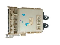 CAIXA DE FUSIVEL COROLLA 2009 A 2014 