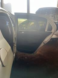 Porta TD Gol Voyage G5 G6 G7 G8 2008/2023 C/Detalhe