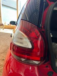 Lanterna Traseira Esquerda Mobi 2017 - 2020