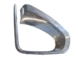 Grade friso Moldura Milha Direito Sw4 2016 2017 a 2020