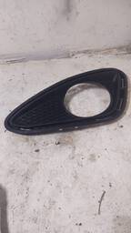 Grade Moldura Milha Esquerdo Hb20 2013 2014 a 2015