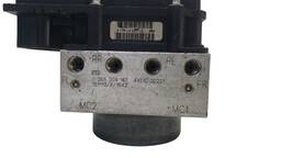 MODULO BOMBA ABS TOYOTA ETIOS 1.5 2013 A 2018