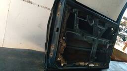 PORTA DIANTEIRA DIREITA UNO FIORINO 1988 1989 A 2004