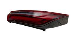 LANTERNA TRASEIRA ESQUERDA FASTBACK 2022/ (MALA)