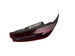 LANTERNA TRASEIRA ESQUERDA FASTBACK 2022/ (MALA)