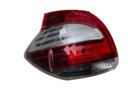 LANTERNA TRASEIRA ESQUERDA MOBI 2017/