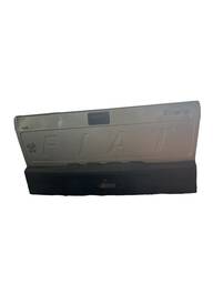 Tampa traseira caçamba fiat strada 1996/2003 c/detalhe