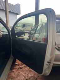 Porta Direita Fiat Uno Fiorino 2015/2023 C/Detalhe