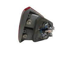 LANTERNA TRASEIRA DIREITA HB20 HATCH 2013 A 2019 (MALA)