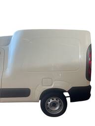 Recorte lateral traseiro esquerdo fiat fiorino 2015/2023
