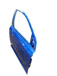 PORTA DIANTEIRA DIREITA FREEMONT JOURNEY 2009 2010 A 2018