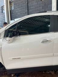 Porta Dianteira Esquerda GM Tracker 2014/2019 C/Detalhe