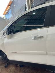 Porta Dianteira Esquerda GM Tracker 2014/2019 C/Detalhe