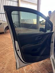 Porta Dianteira Esquerda GM Tracker 2014/2019 C/Detalhe