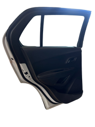Porta Traseira Esquerda GM Tracker 2014/2019 C/Detalhe