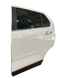 Porta Traseira Esquerda GM Tracker 2014/2019 C/Detalhe