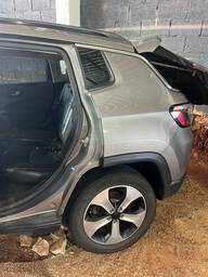 Recorte Lateral Traseiro Esquerdo Jeep Compass 2.0 2017/2021