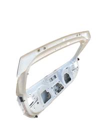 TAMPA TRASEIRA HB20 HATCH 2013 2014 A 2019 S/ FURO CILINDRO