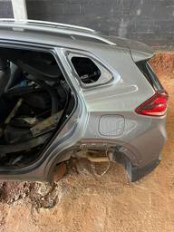Recorte Lateral Traseiro Esquerdo Chevrolet Tracker 2020/24