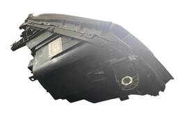 FAROL DIREITO MERCEDES CLASSE C 180 200 2014 A 2017 C/LED