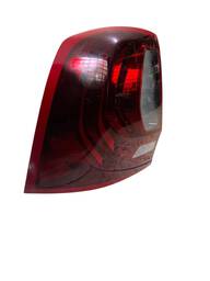 LANTERNA TRASEIRA ESQUERDA OROCH 2016 A 2022