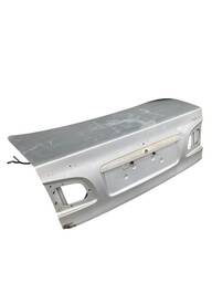 TAMPA TRASEIRA COROLLA 1996 A 2002