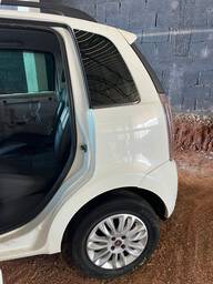 Recorte Lateral Traseiro Esquerdo Fiat Idea 2010 - 2016