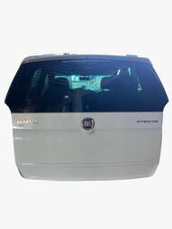 Tampa traseira fiat idea 2010 - 2016