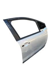 PORTA DIANTEIRA DIREITA PEUGEOT 2008 2015 2016 A 2023