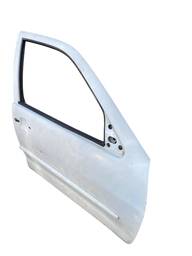 PORTA DIANTEIRA DIREITA POLO CLASSIC 1997 1998 A 2002