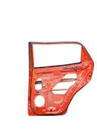 PORTA TRASEIRA DIREITA SSANGYONG KORANDO 2014 (DETALHE)