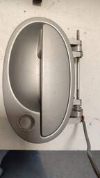 Maçaneta Ext. Dianteira Corsa MONTA Meriva MOLA QUEBRADA L.E