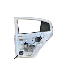 PORTA TRASEIRA DIREITA AGILE 2010 2011 A 2014 (DETALHE)