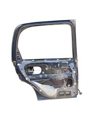 PORTA TRASEIRA ESQUERDA CORSA / CLASSIC 1996 2000 A 2016