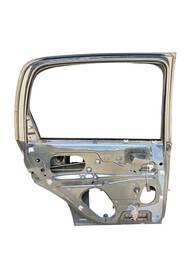 PORTA TRASEIRA ESQUERDA CORSA / CLASSIC 1996 2000 A 2016