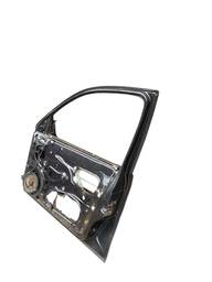 PORTA DIANTEIRA DIREITA CORSA / CLASSIC 1996 1997 A 2016