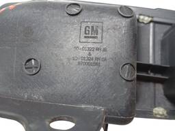 APOIO PUXADOR PORTA DIANTEIRA DIREITA CRUZE 2017 A 2023