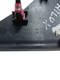 MOLDURA BOTAO VIDRO TRASEIRO DIREITO HILUX 2016 A 2024