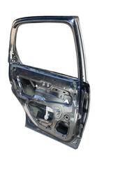 PORTA TRASEIRA ESQUERDA CORSA / CLASSIC 1996 2000 A 2016