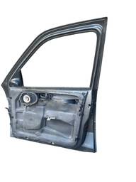 PORTA DIANTEIRA DIREITA ESCORT ZETEC