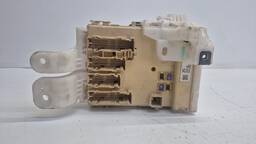 CAIXA FUSÍVEL BSI TOYOTA COROLLA 2.0 2013 2014 2015